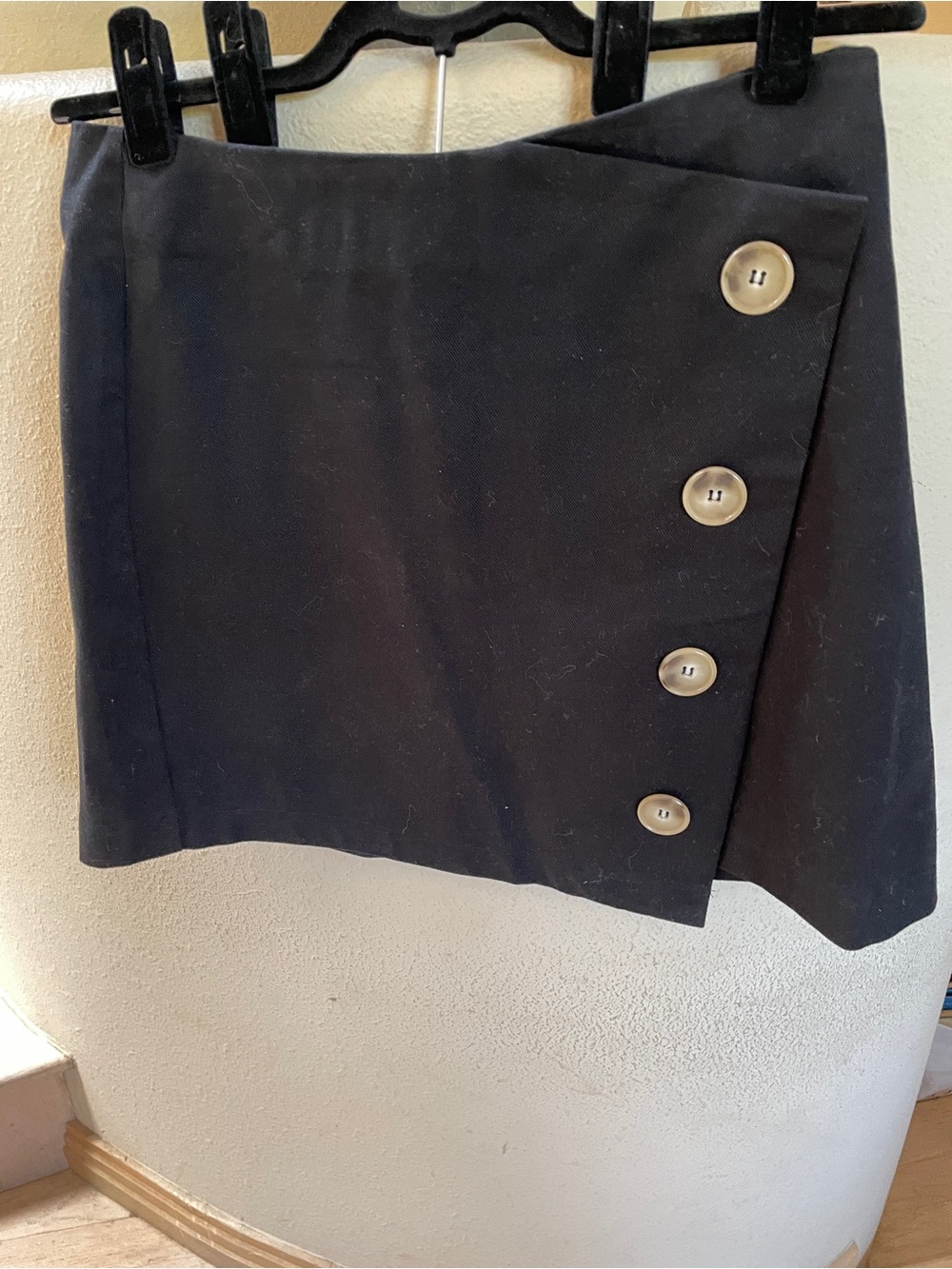 Topshop Black Mini Skirt with Side Button Detail NEW WITH TAGS SIZE 8